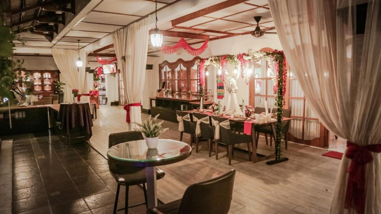 Raintree Boutique Villa&Gallery Yogyakarta Extérieur photo