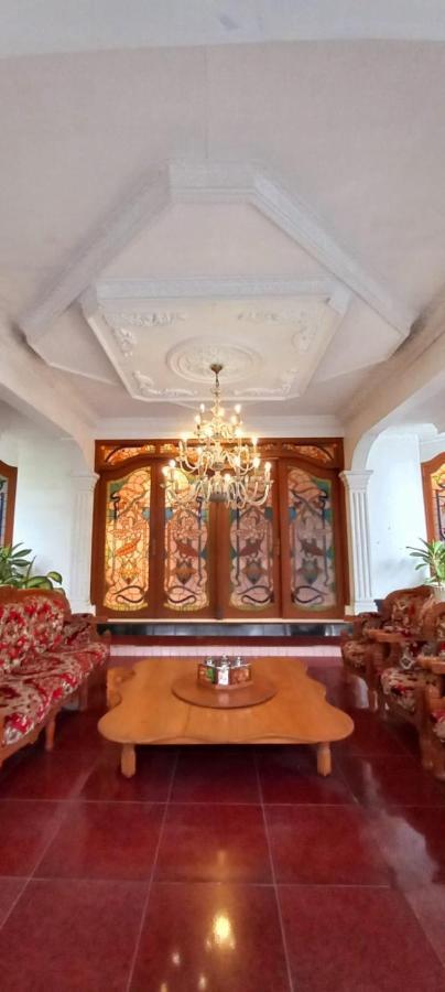 Raintree Boutique Villa&Gallery Yogyakarta Extérieur photo